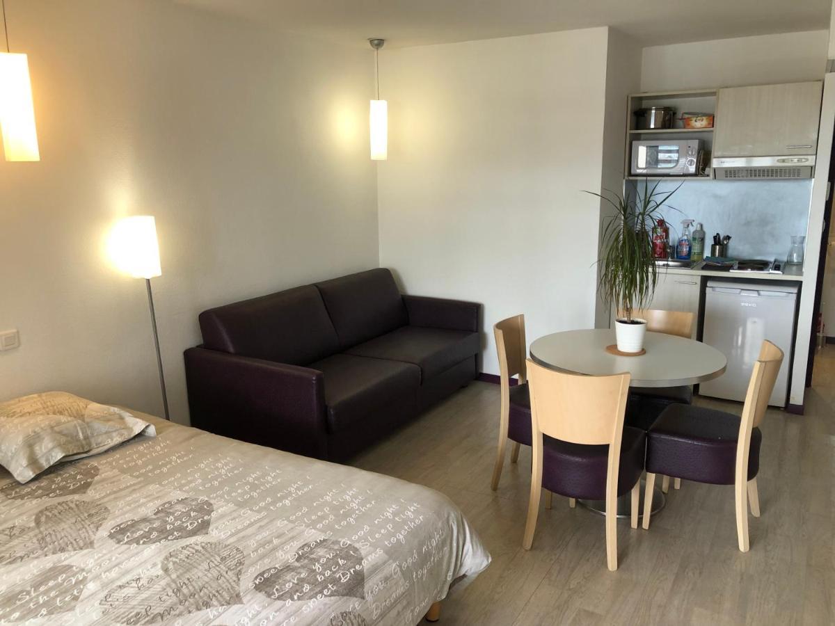 Appart Lourdes 100 M Gare - 4 Places Avec Balcon 10Mn Sanctuaire Exterior photo